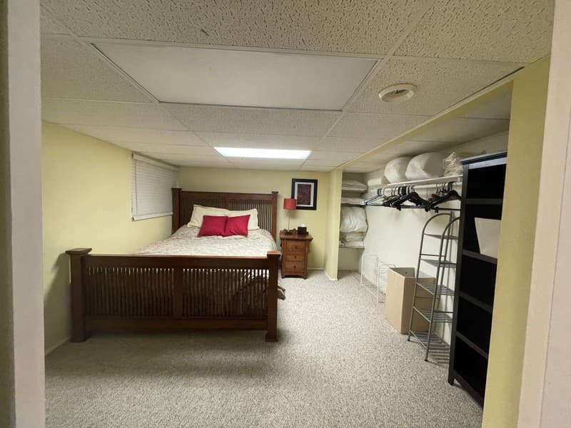 Salt Lake City Single Room: 3699 E Cove Point Dr