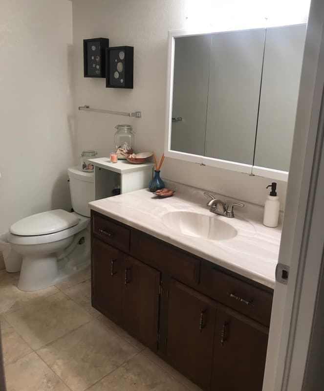 Salt Lake City Single Room: 3699 E Cove Point Dr