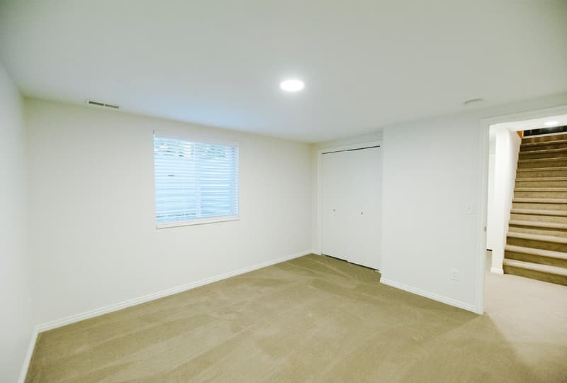 Centerville Townhome: 210 E 300 S