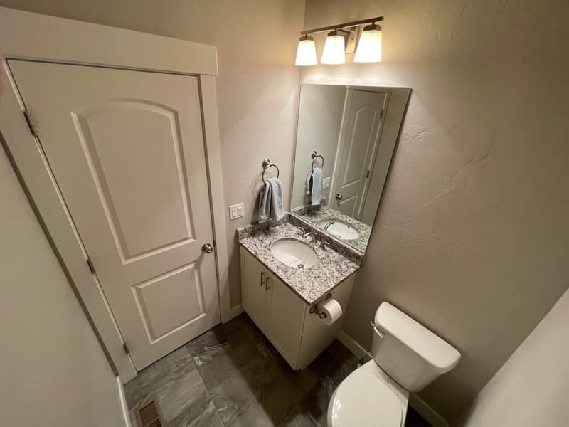 Eagle Mountain Townhome: 3807 E Cunninghill Dr