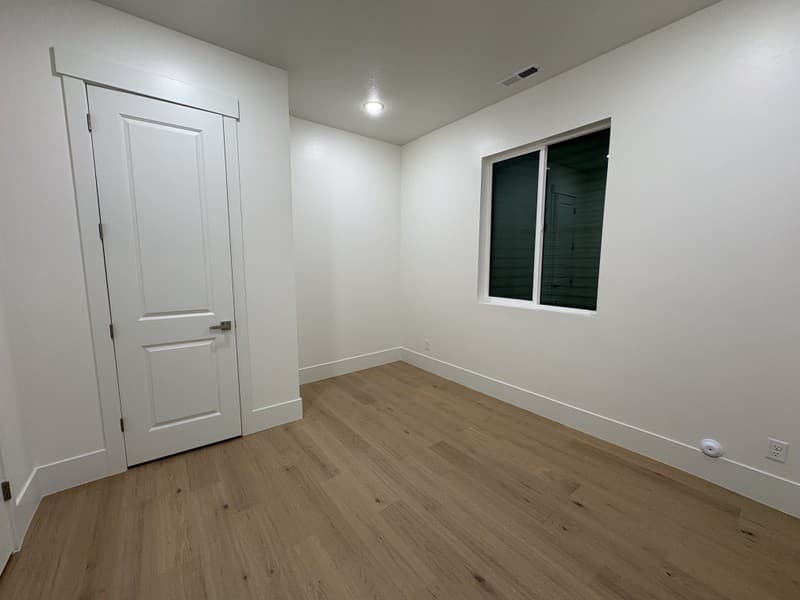 Provo House: 68 W 4750 N