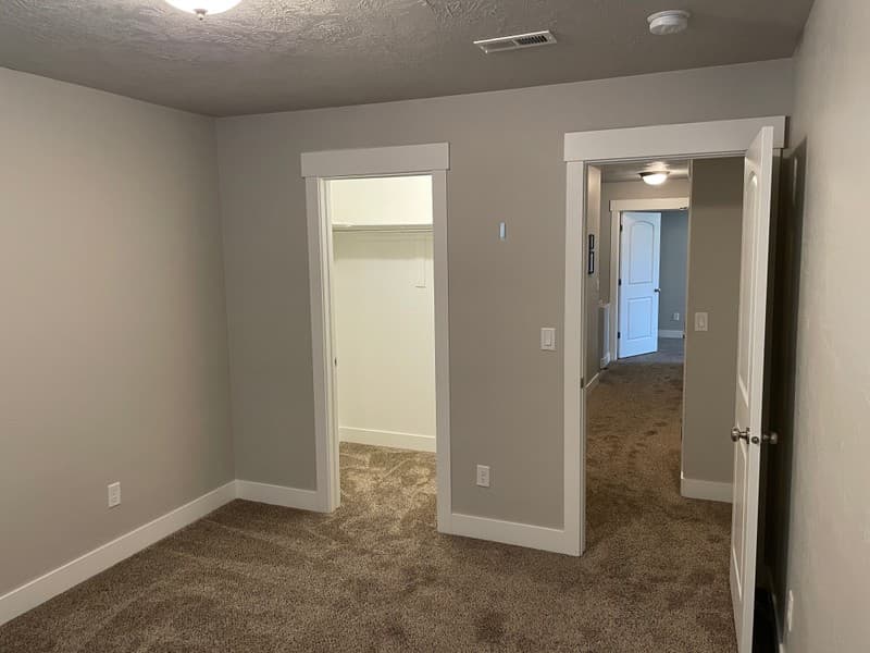 Eagle Mountain Townhome: 3807 E Cunninghill Dr