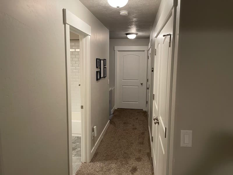 Eagle Mountain Townhome: 3807 E Cunninghill Dr