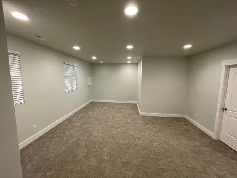 Eagle Mountain Townhome: 3807 E Cunninghill Dr