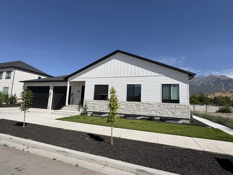 Provo House: 68 W 4750 N