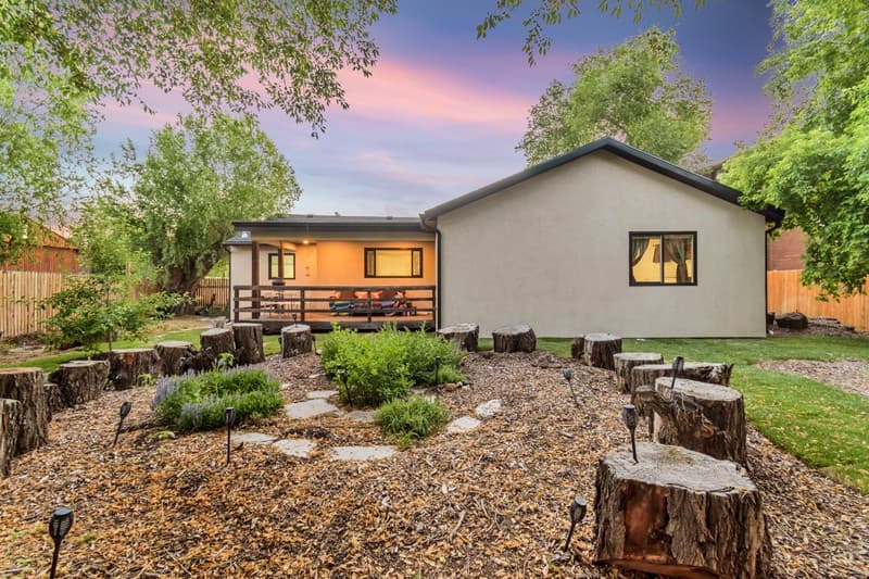 Salt Lake City House: 4735 S 1300 E