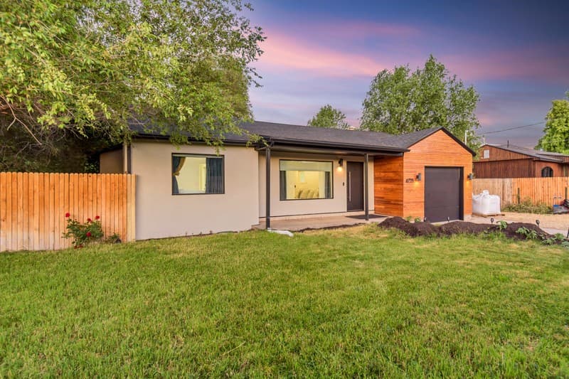Salt Lake City House: 4735 S 1300 E