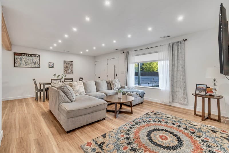 Salt Lake City House: 4735 S 1300 E