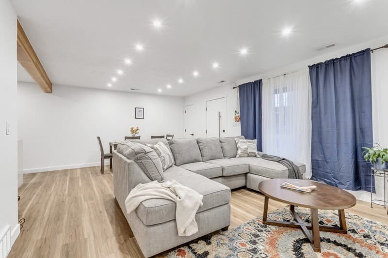 Salt Lake City House: 4735 S 1300 E