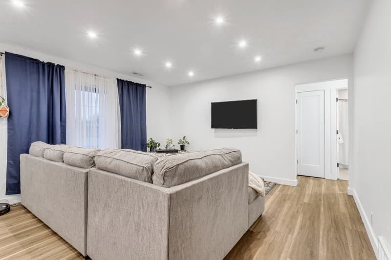 Salt Lake City House: 4735 S 1300 E