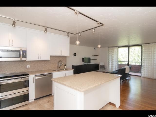 Salt Lake City Condo: 115 S 1100 E