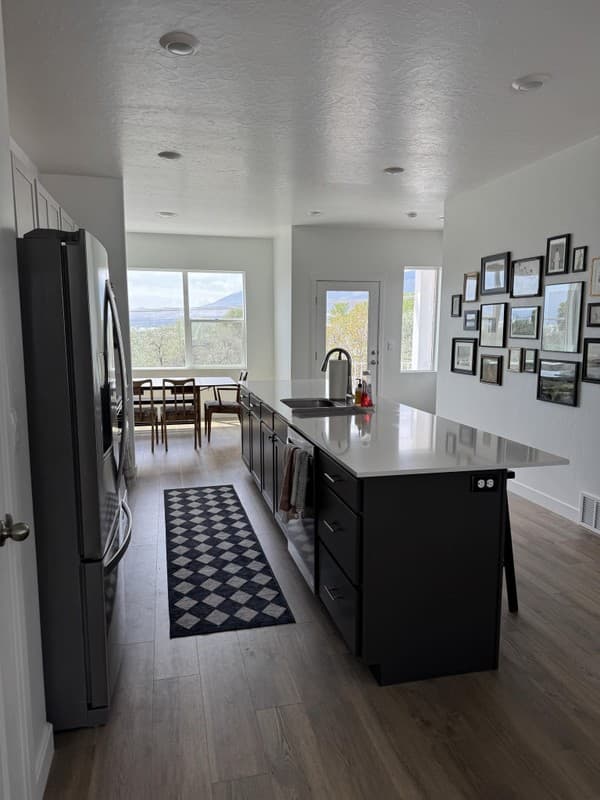 Saratoga Springs Single Room: 871 E Skiff Way