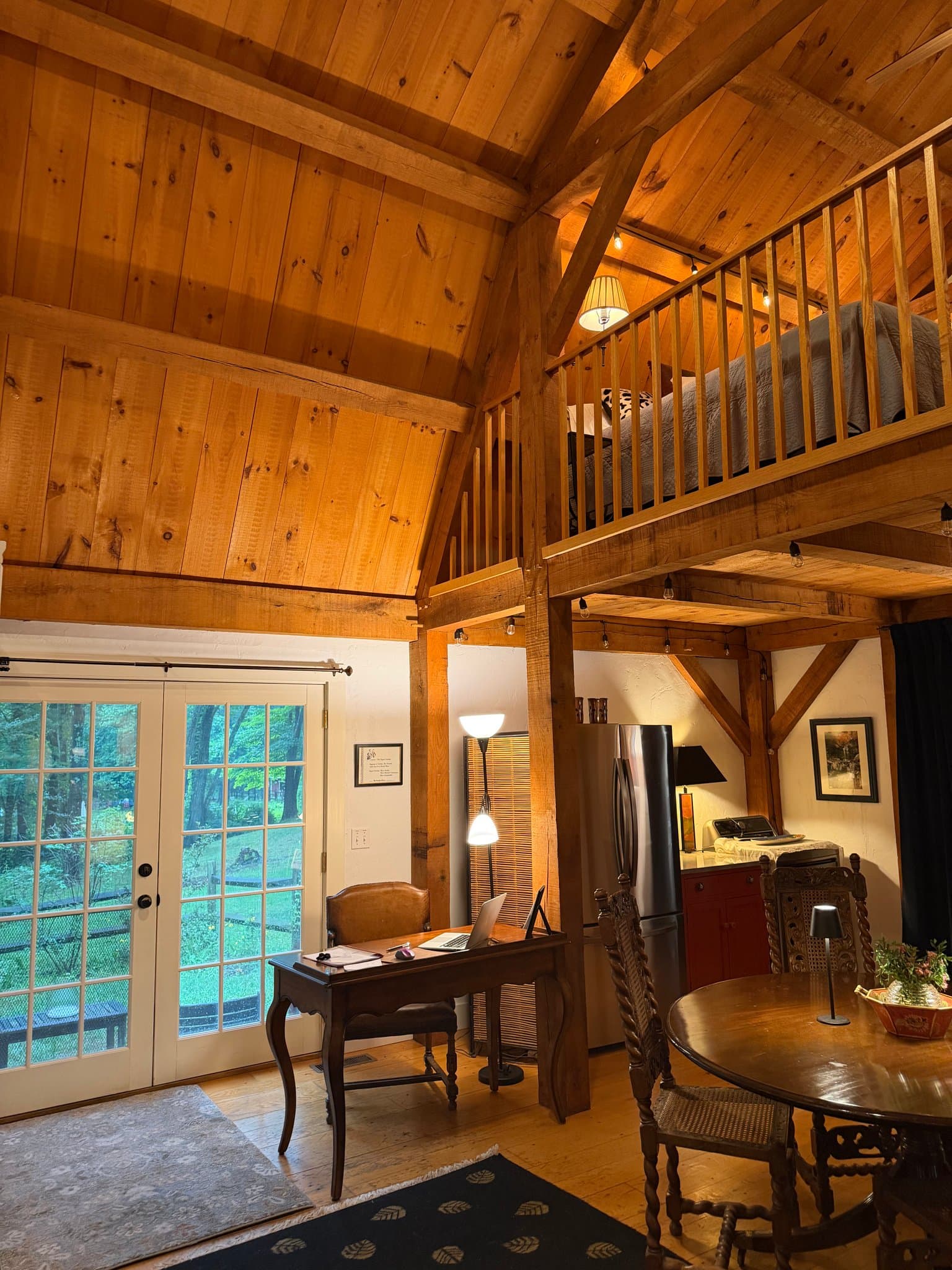 Ridgefield House: 300 Chestnut HIll Road