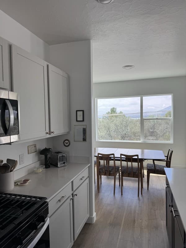 Saratoga Springs Single Room: 871 E Skiff Way
