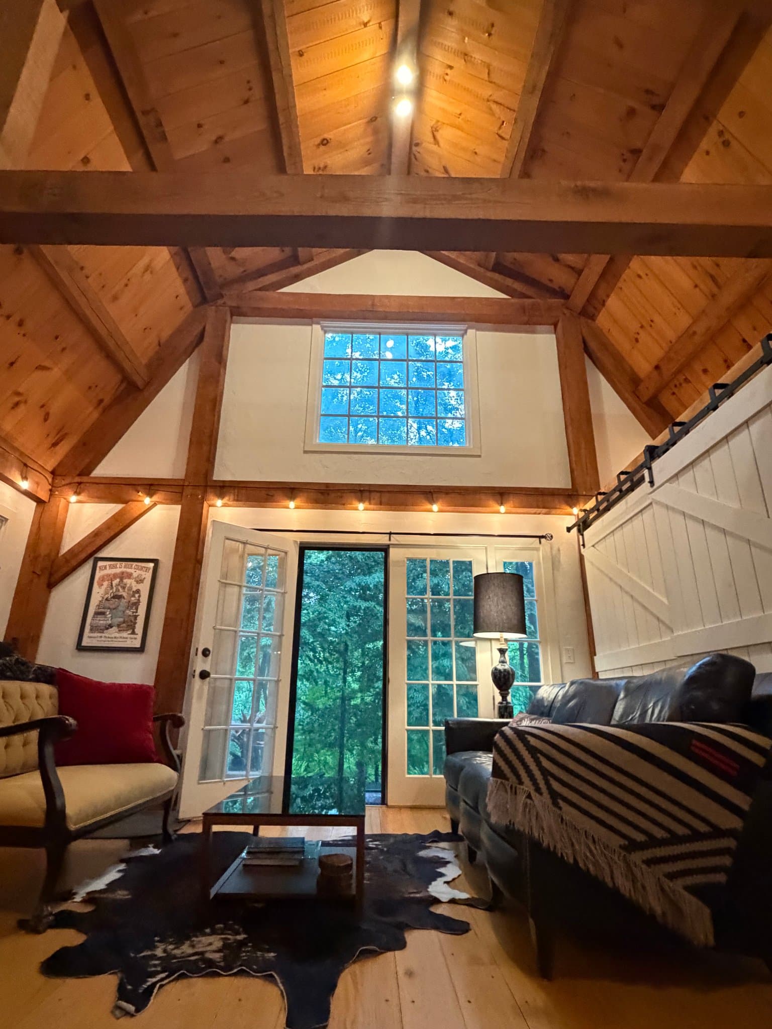 Ridgefield House: 300 Chestnut HIll Road