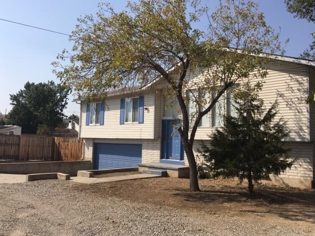 Sandy House: 9078 S 1300 E