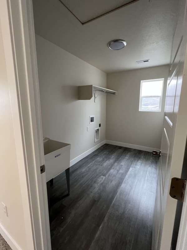Saratoga Springs House: 1338 W Quailhill Rd