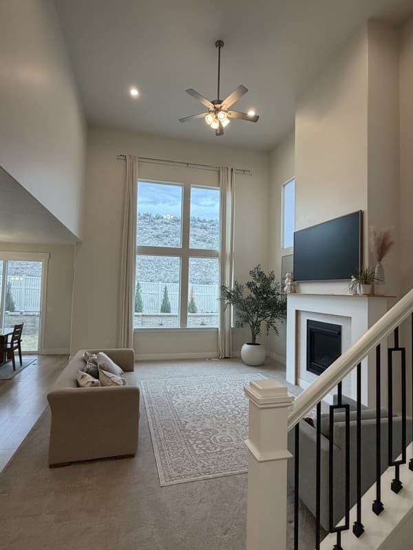 Saratoga Springs House: 1338 W Quailhill Rd