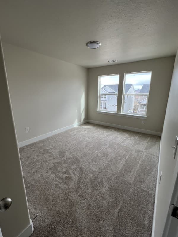 Saratoga Springs House: 1338 W Quailhill Rd