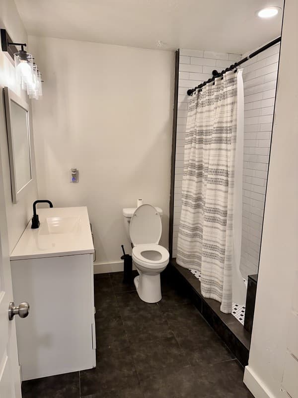 Draper House: 12070 S 700 E