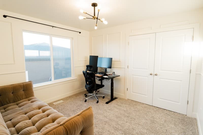 Eagle Mountain House: 2823 E Clarkstone Dr