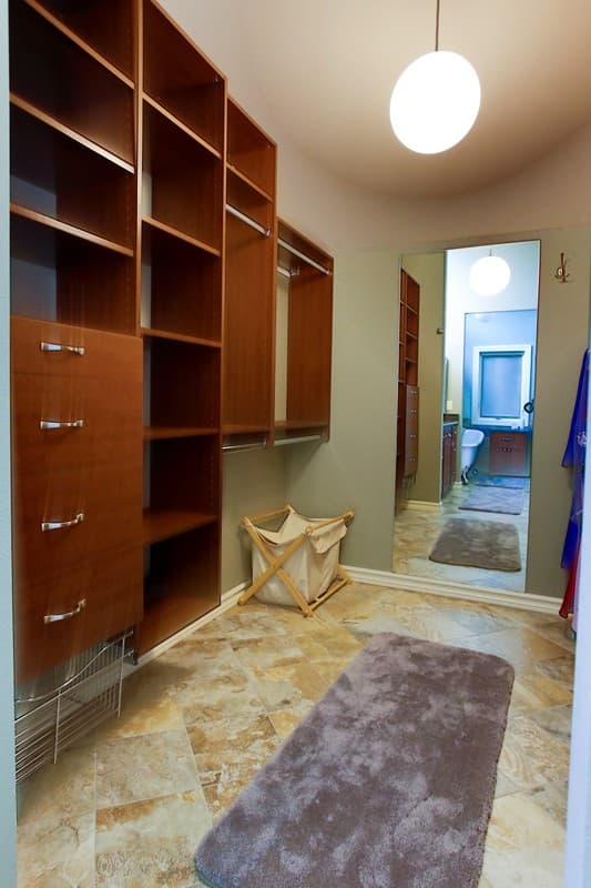 Provo House: 2145 N 1450 E
