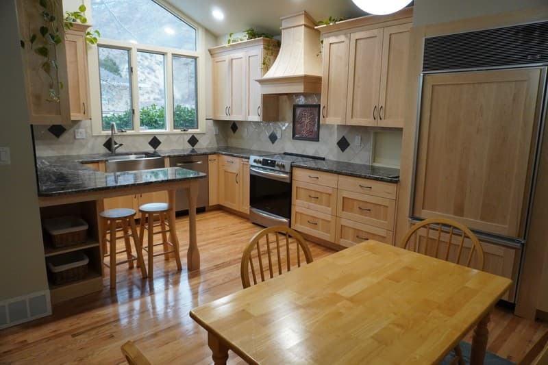 Provo House: 2145 N 1450 E