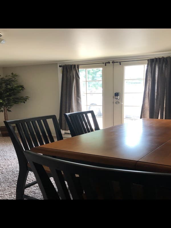 Salt Lake City Single Room: 2237 E Vimont Ave