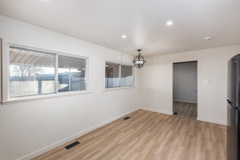 Salt Lake City House: 4821 S 4180 W