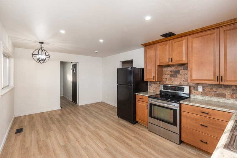 Salt Lake City House: 4821 S 4180 W