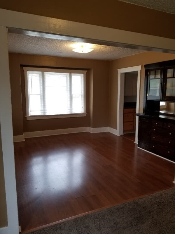 Logan House: 61 E 400 S