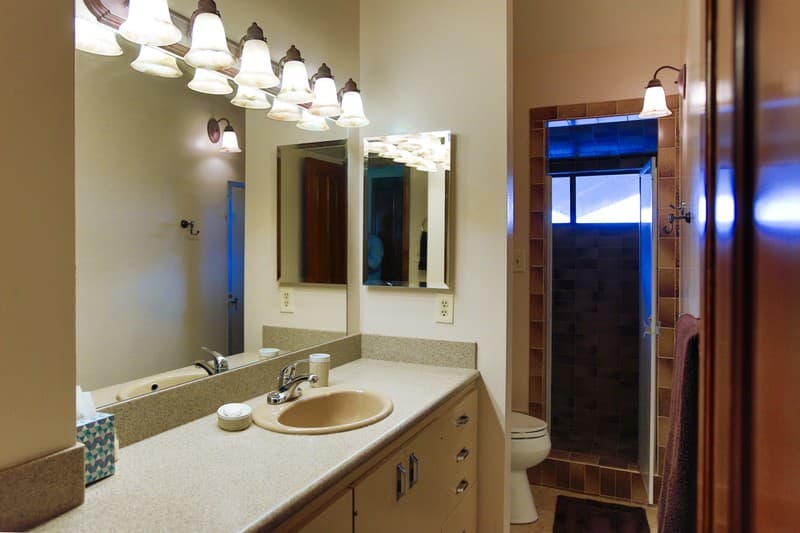 Provo House: 2145 N 1450 E