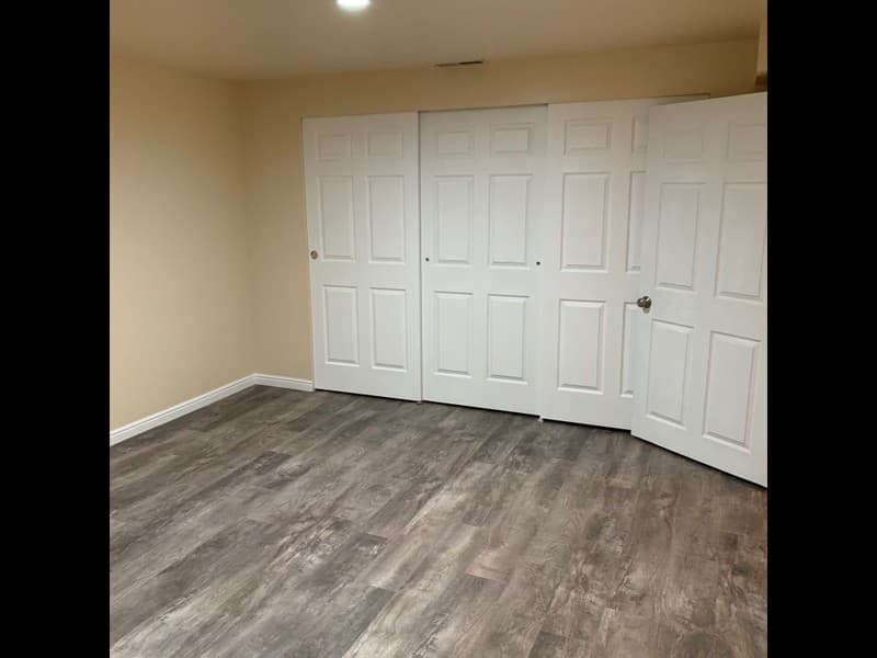 Sandy House: 929 E 11190 S