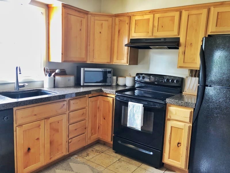 Salt Lake City Single Room: 2237 E Vimont Ave