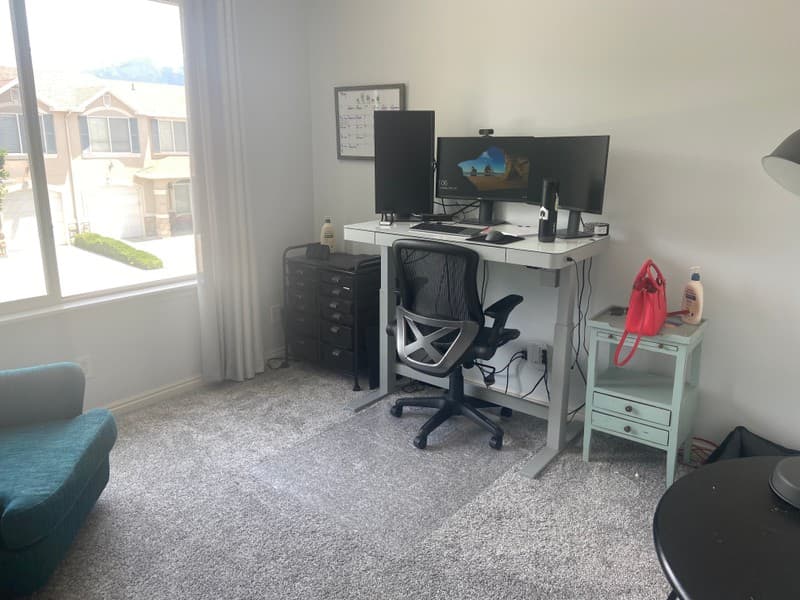 Sandy Townhome: 677 W Villa Bluff Dr
