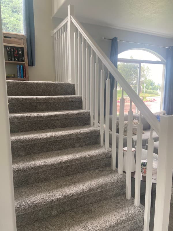 Sandy Townhome: 677 W Villa Bluff Dr