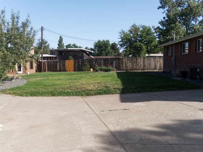 Layton Single Room: 1729 N Alder St
