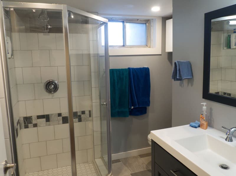 Layton Single Room: 1729 N Alder St