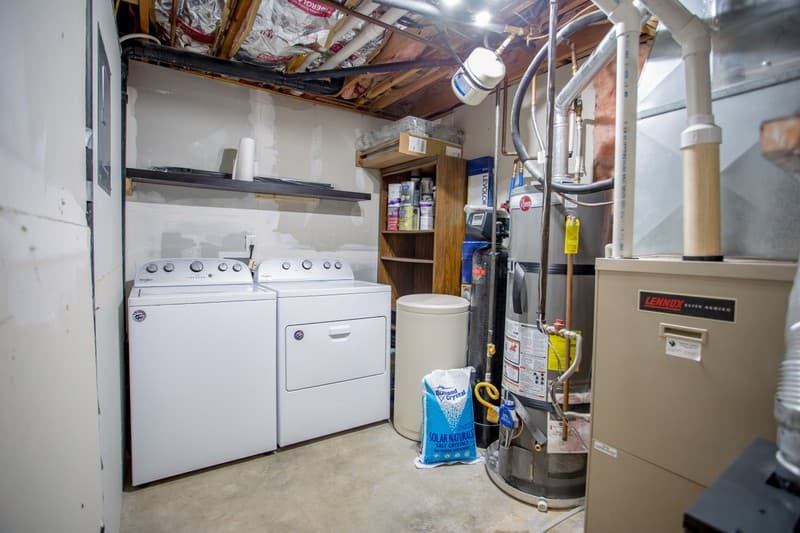 Bountiful Multiplex: 931 Green Oaks Dr