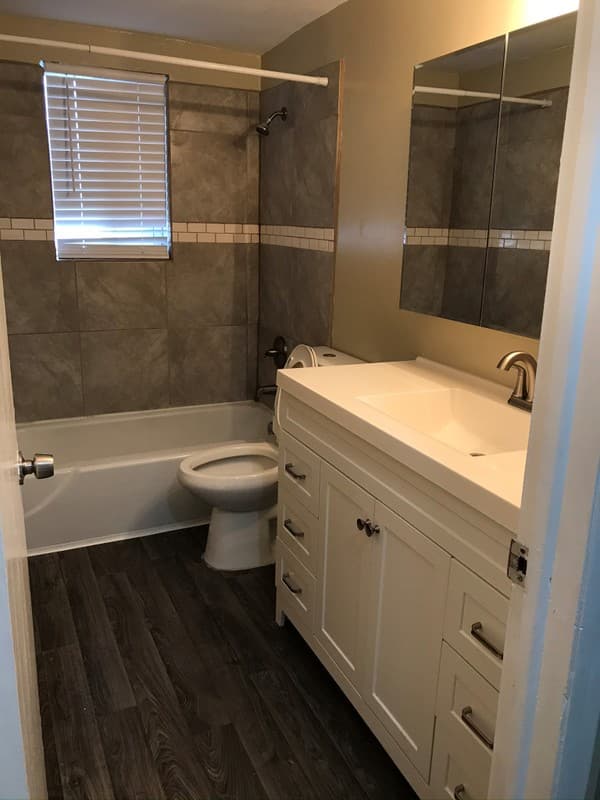Midvale Apartment: 712 W Wasatch St