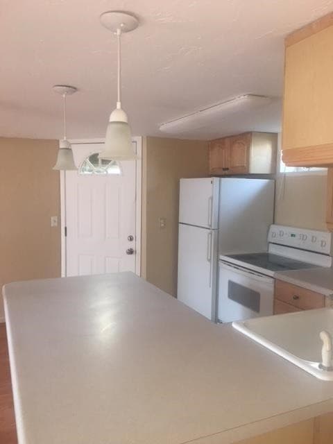 Midvale Apartment: Fort Union Area