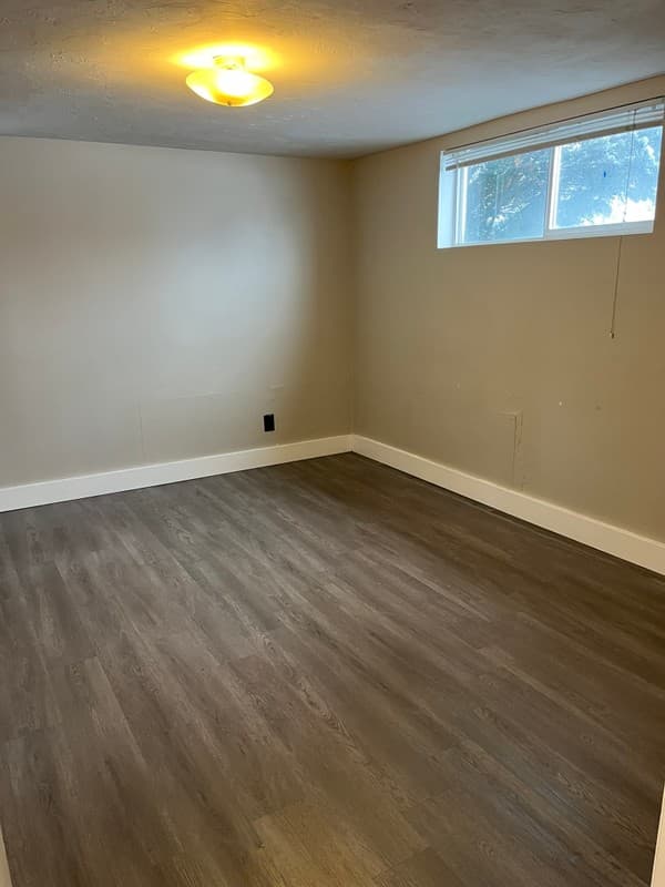 Murray Multiplex: 1288 E Greenfield Cir