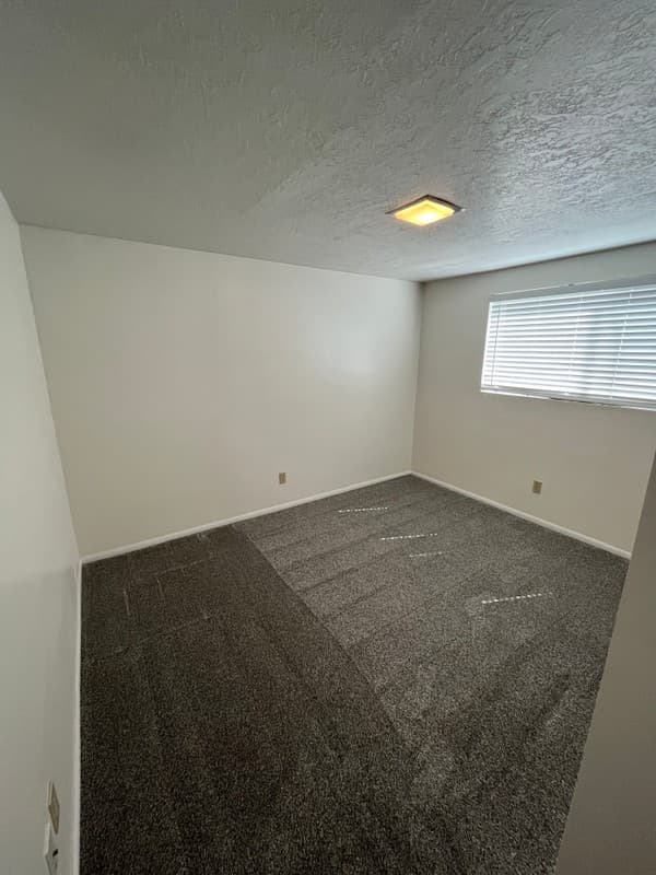 Bountiful Multiplex: 951 N 200 W