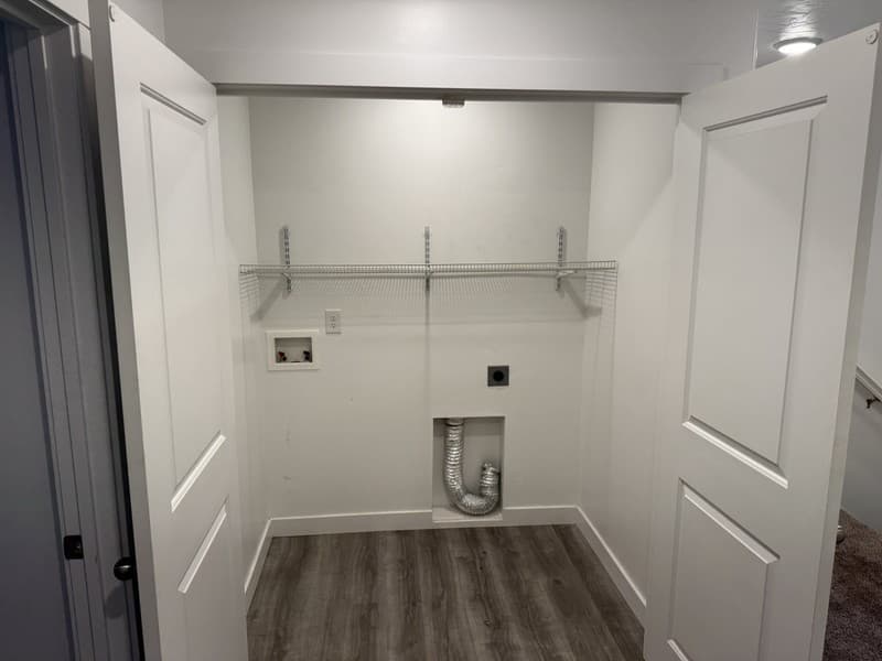 Layton Townhome: 2761 N Airmen Ave