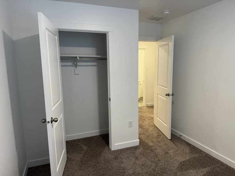 Layton Townhome: 2761 N Airmen Ave