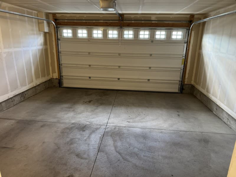 Layton Townhome: 2761 N Airmen Ave