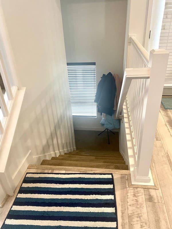 Midvale House: 7710 S Founder Point Ln