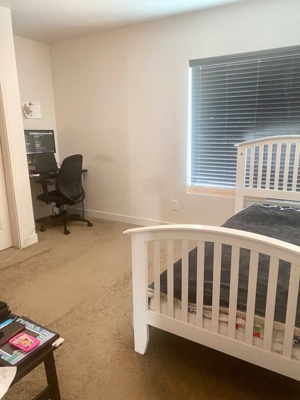 Midvale House: 7710 S Founder Point Ln