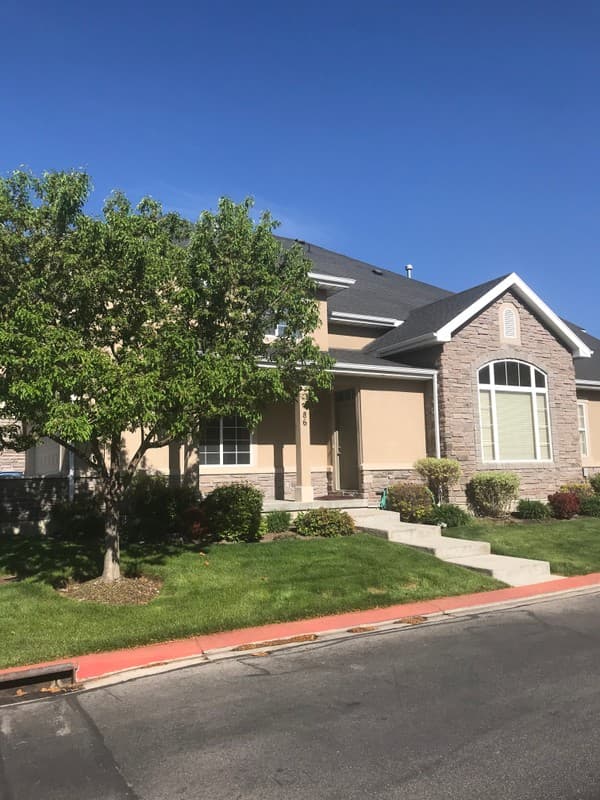 American Fork Townhome: 86 S 930 E