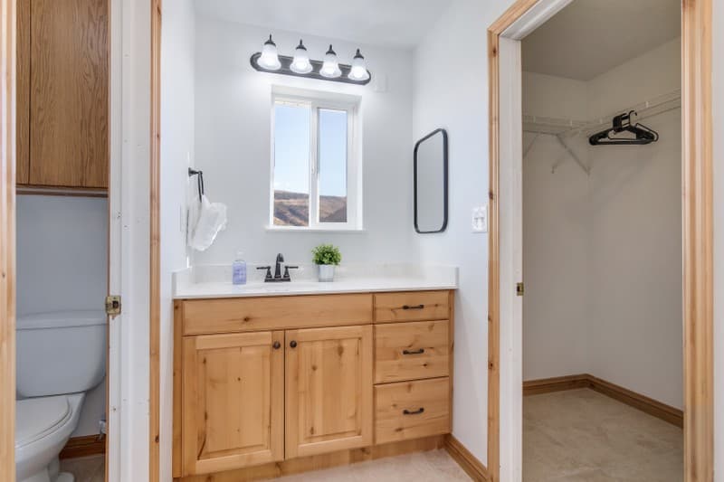 Spanish Fork House: 14272 US-89